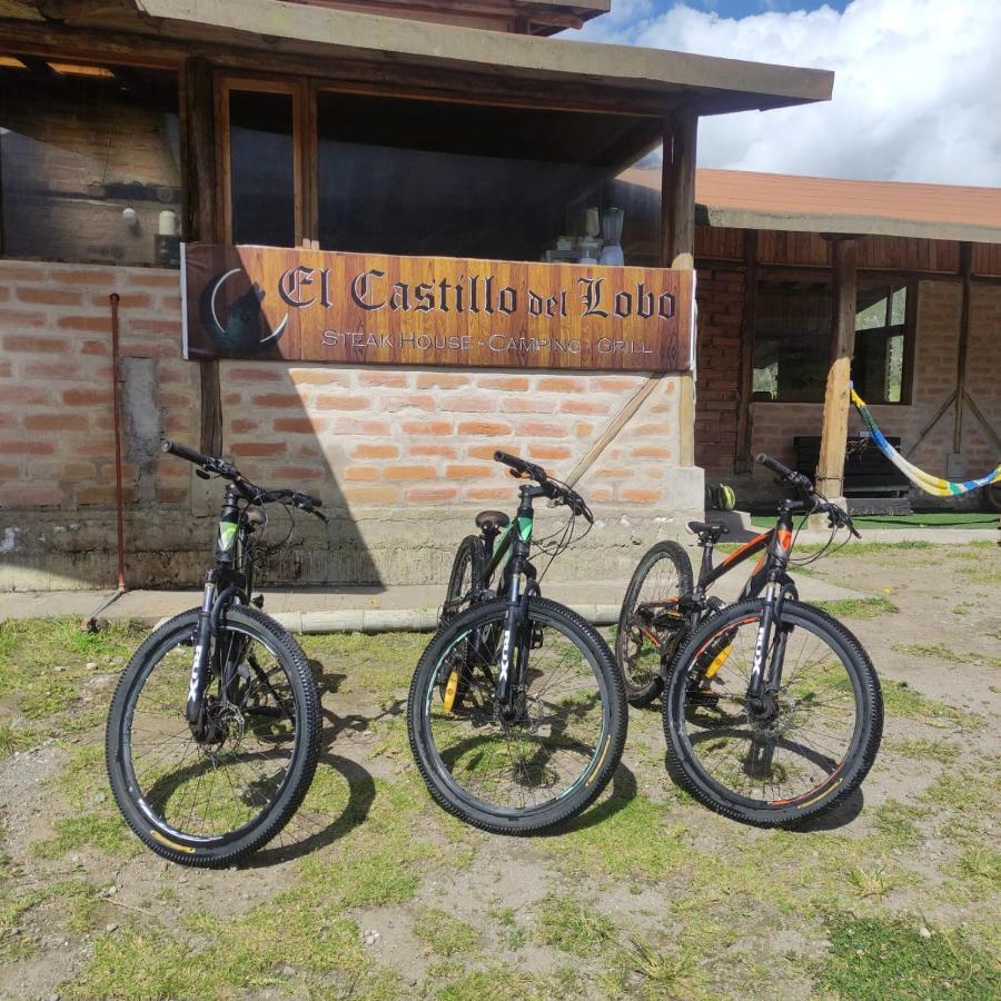 キト El Castillo Del Lobo Pululahua Bed & Breakfast エクステリア 写真
